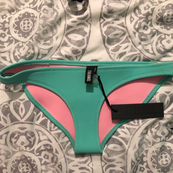 Triangl Bikini, Bambi Bubble Mint - Picture 2 of 3